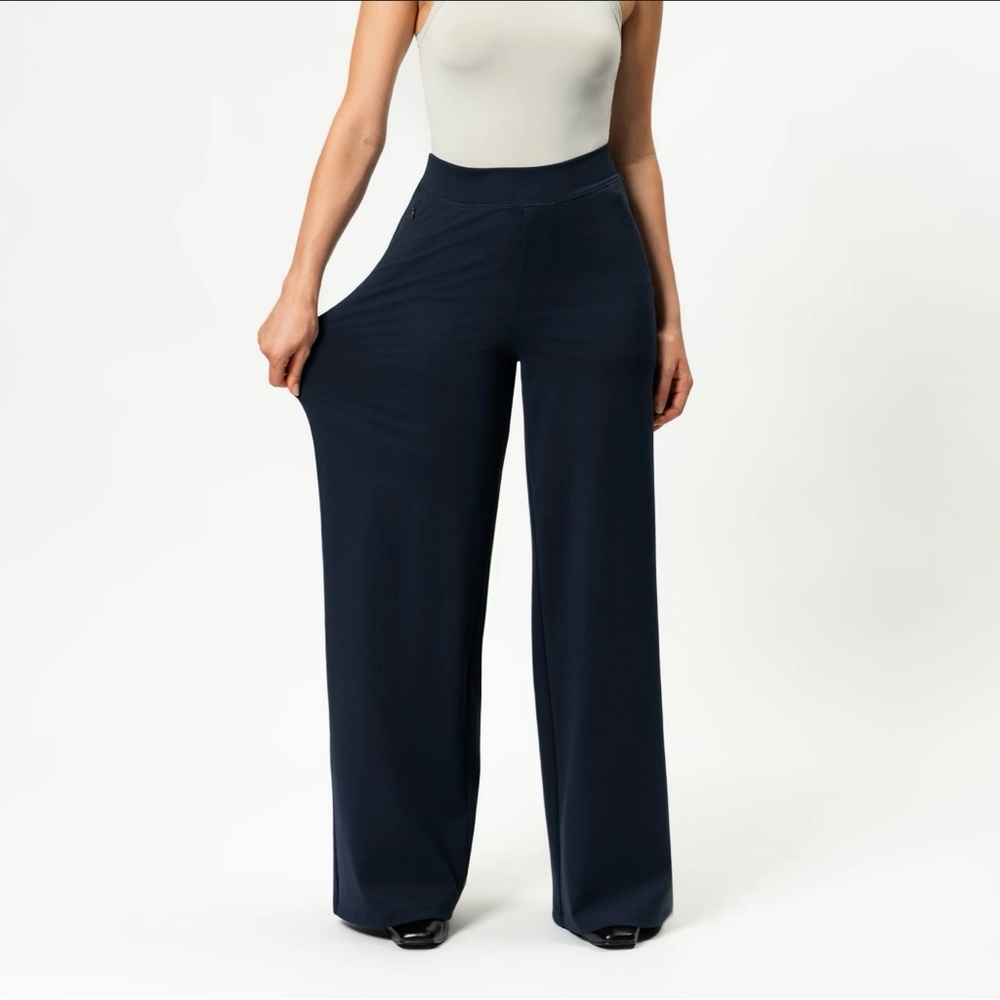 Ninepine Asana Wide Leg Pant Navy Blue Pockets Size XL New with tags